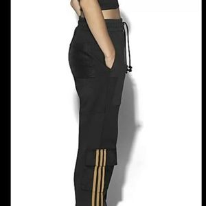 Ivy Park Cargo Sweatpants